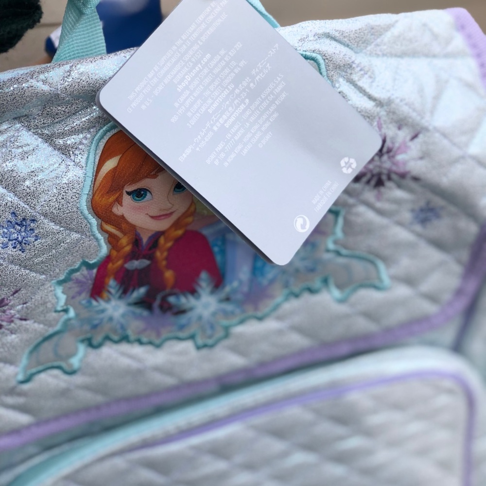 Frozen backpack - Picture 4 of 9